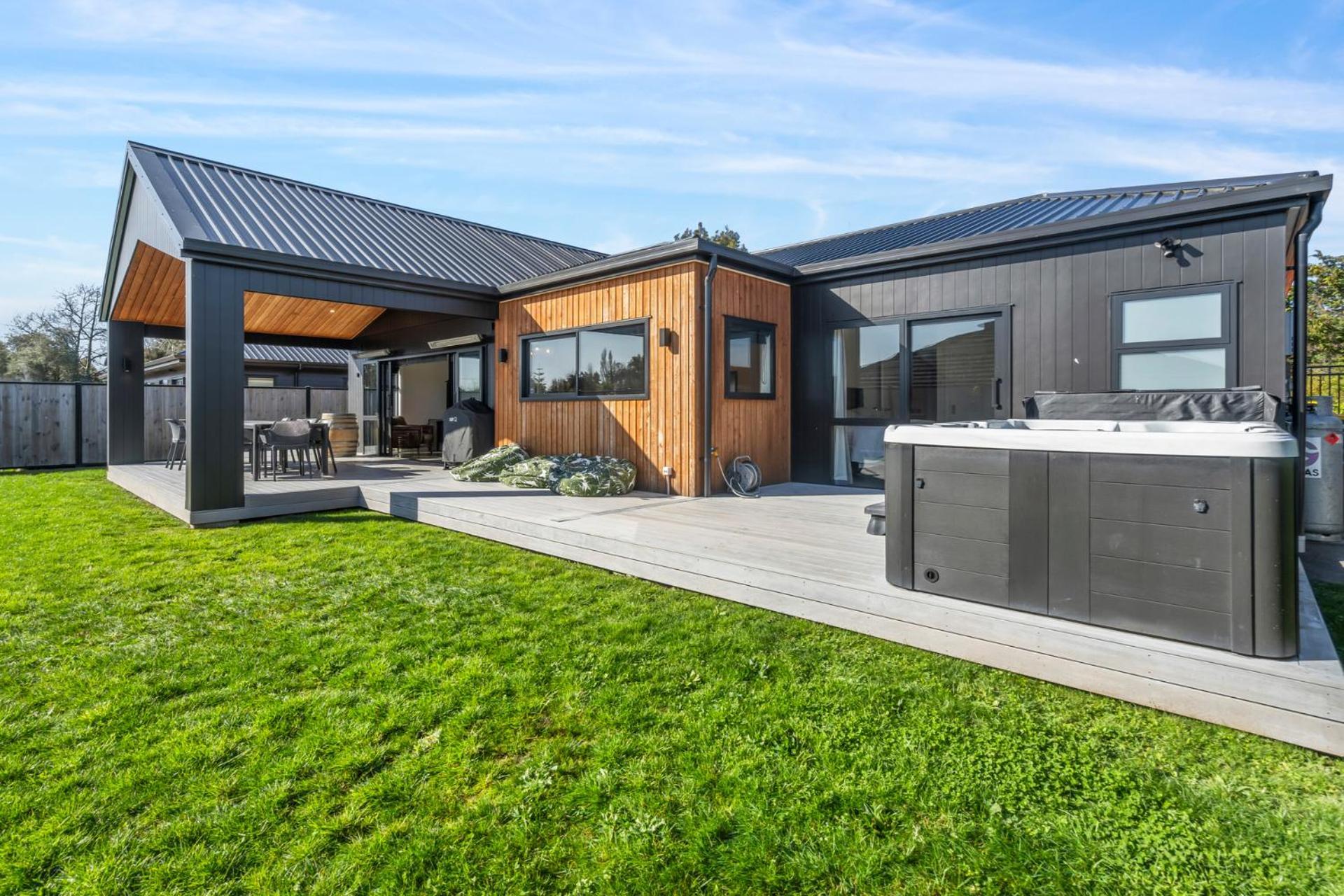 Regent Sanctuary - Martinborough Holiday Home Eksteriør bilde