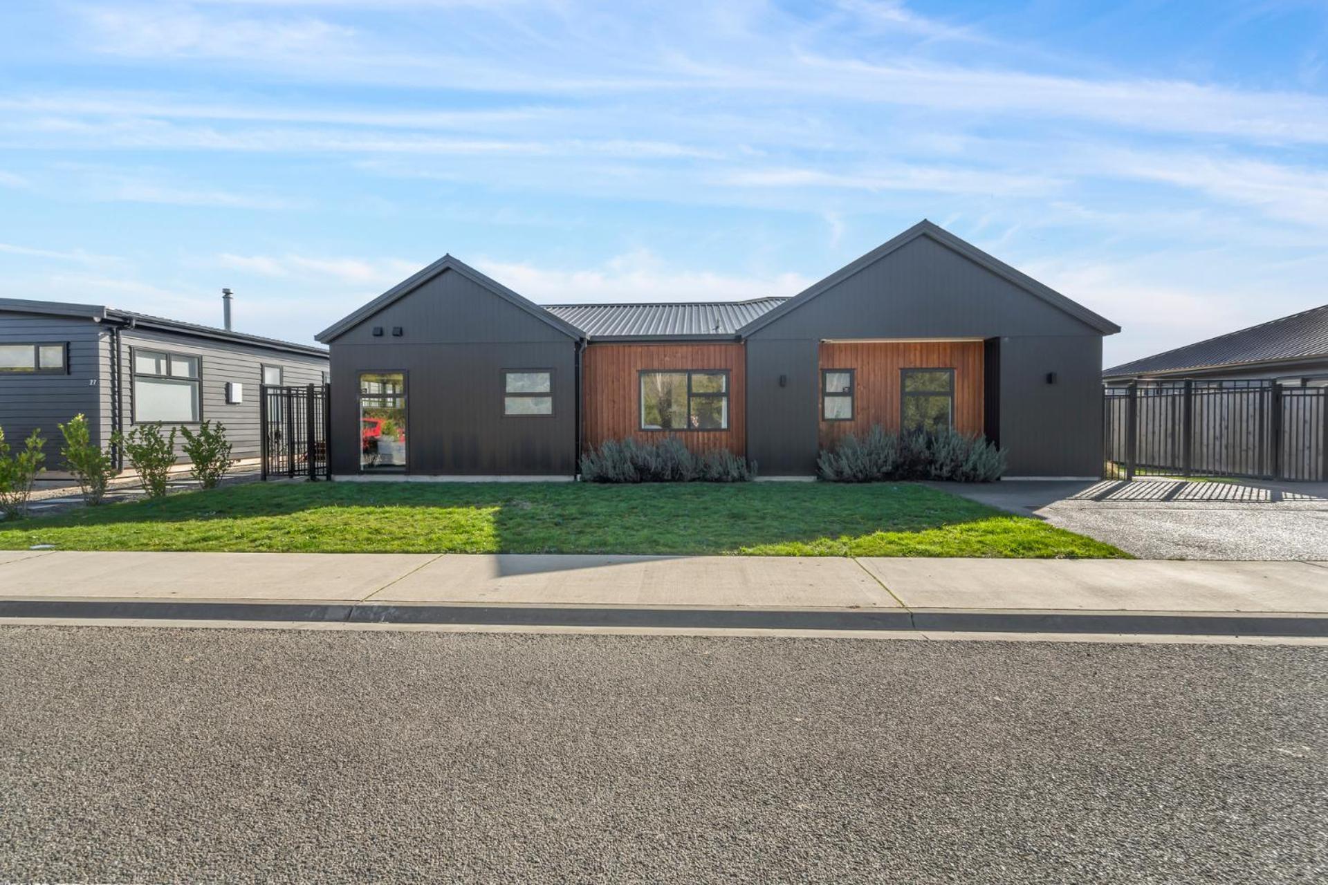 Regent Sanctuary - Martinborough Holiday Home Eksteriør bilde